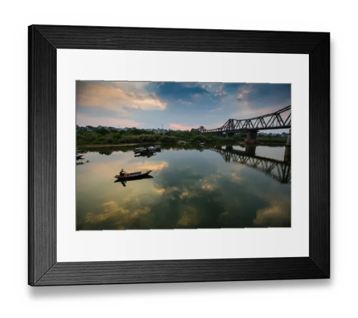 Framed Print : Vietnam - Fisherman in Long Bien bridge on Song Hong river, Hanoi Framed Print : Vietnam - Fisherman in Long Bien bridge on Song Hong river, Hanoi