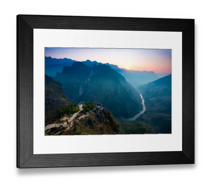 Framed Print : Ma Pi Leng Pass, Nho Que River, Ha Giang, Vietnam Framed Print : Ma Pi Leng Pass, Nho Que River, Ha Giang, Vietnam