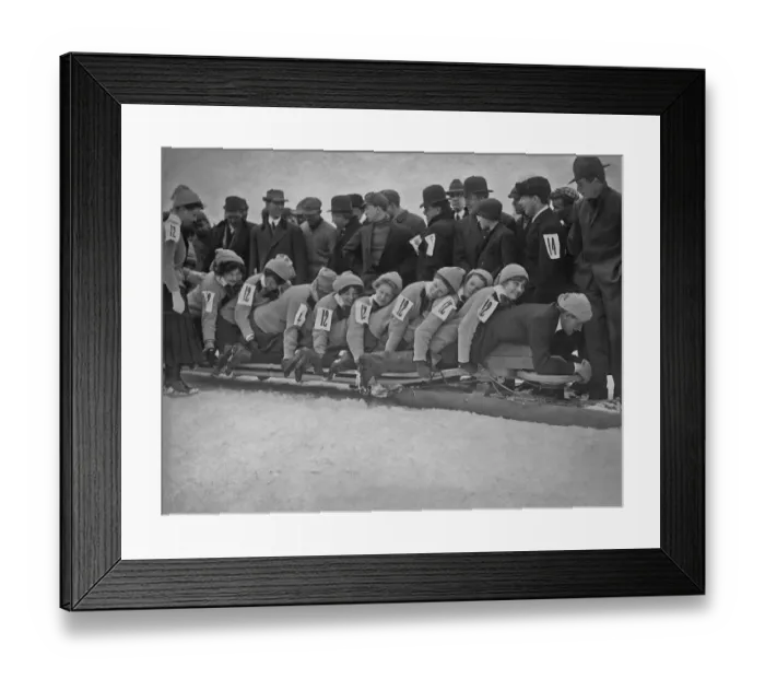 Framed Print : Group Tobogganing