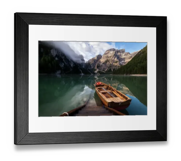Framed Print : Lago di Braies, Italy Framed Print : Lago di Braies, Italy