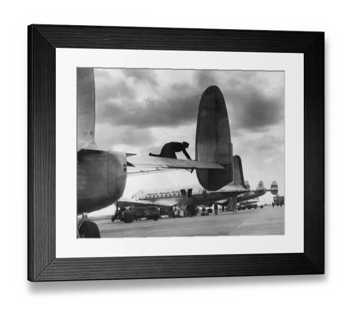 Framed Print : Heathrow Airport Framed Print : Heathrow Airport