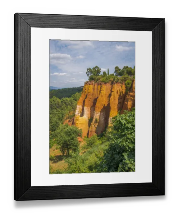 Framed Print : Le Sentier des Ocres in Roussillion Framed Print : Le Sentier des Ocres in Roussillion