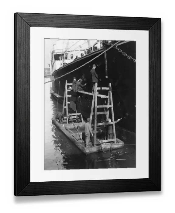 Framed Print : Shipbuilding Framed Print : Shipbuilding