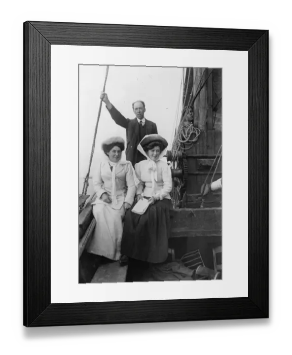 Framed Print : Ship Passengers Framed Print : Ship Passengers