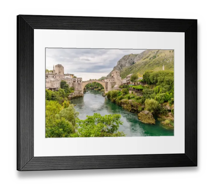 Framed Print : The Old Bridge in Mostar, Bosnia and Herzegovina Framed Print : The Old Bridge in Mostar, Bosnia and Herzegovina