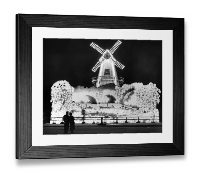 Framed Print : Well Lit Blackpool, 1938 Framed Print : Well Lit Blackpool, 1938