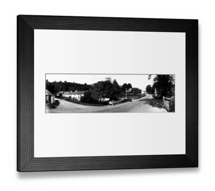 Framed Print : Kirkbean. July 1927: Kirkbean in Dumfries and Galloway (Kirkcudbrightshire)