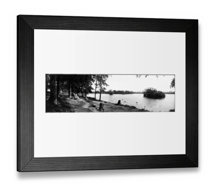 Framed Print : Carlingwark Loch Framed Print : Carlingwark Loch