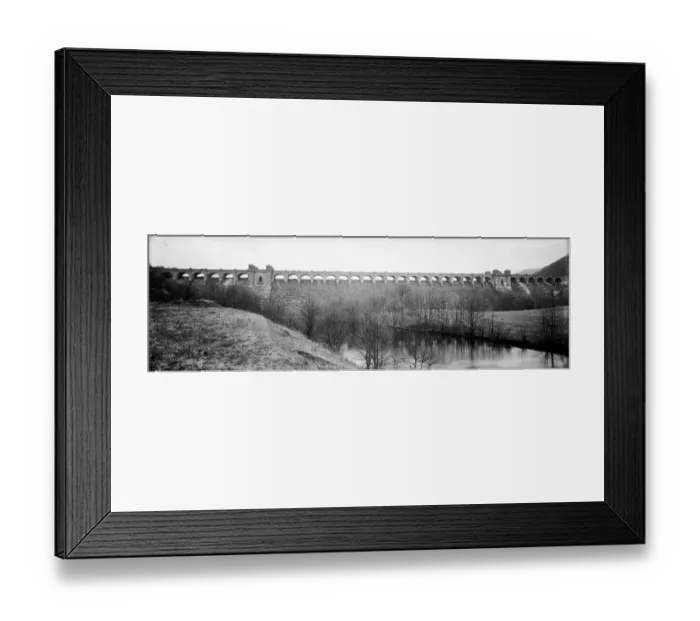 Framed Print : Lake Vyrnnry Framed Print : Lake Vyrnnry
