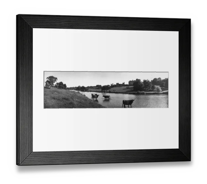 Framed Print : Alnwick Castle Framed Print : Alnwick Castle