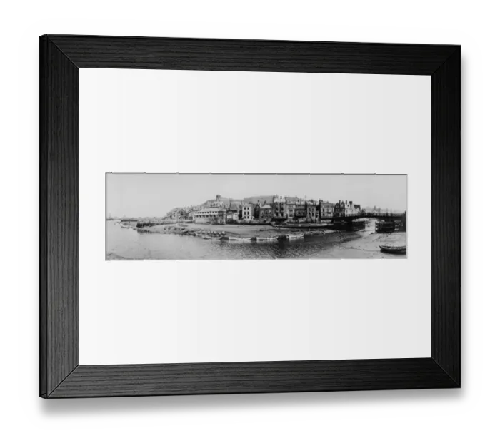 Framed Print : Whitby Bay