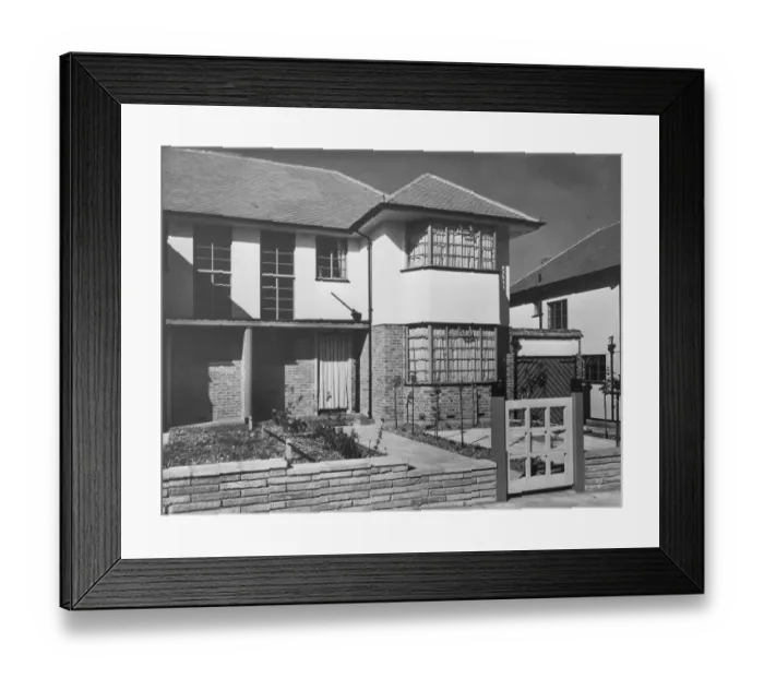 Framed Print : Oakfield Estate