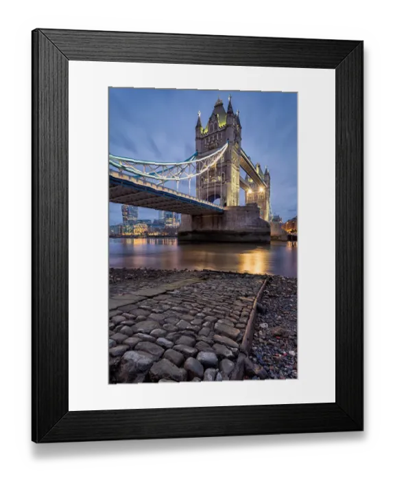 Framed Print : Low tide at Tower Bridge II Framed Print : Low tide at Tower Bridge II