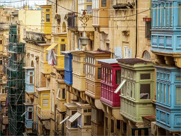 Valletta Windows