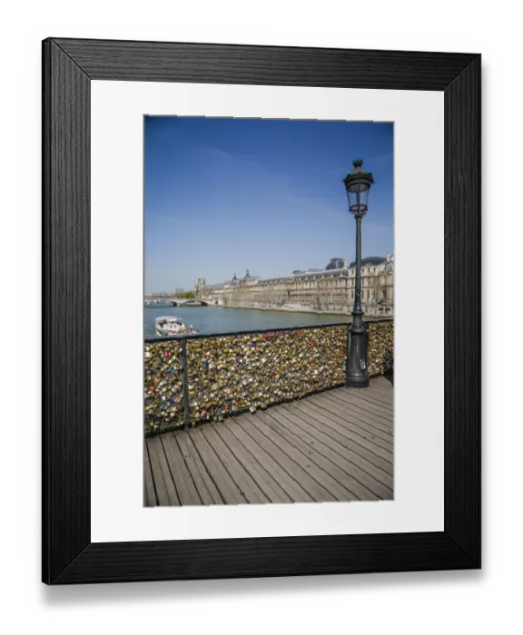 Framed Print : Pont des Arts with love locks in Paris, France Framed Print : Pont des Arts with love locks in Paris, France