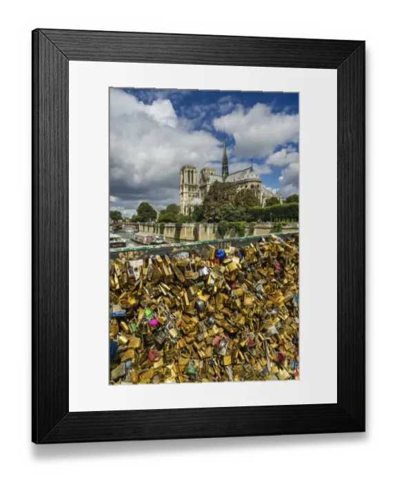 Framed Print : Padlocks of Love, Paris, France Framed Print : Padlocks of Love, Paris, France