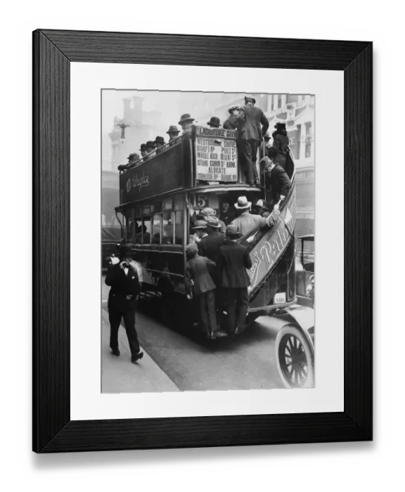 Framed Print : London Bus Framed Print : London Bus