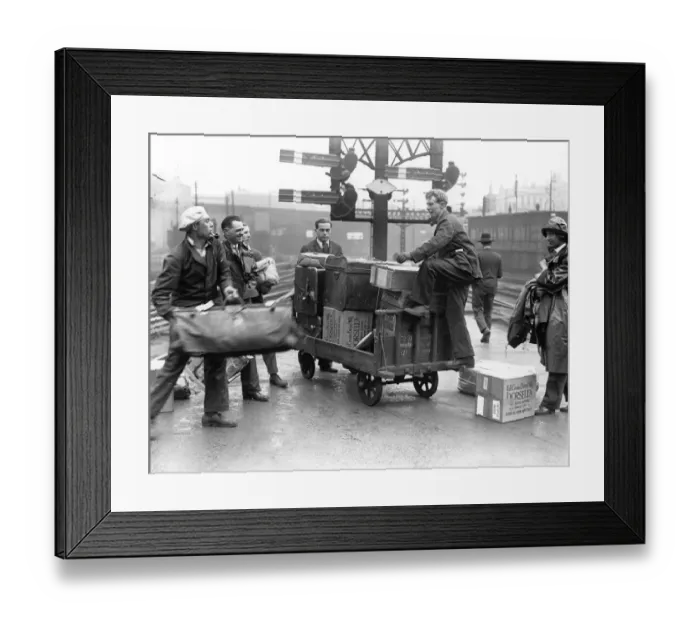 Framed Print : Kings Cross Station Volunteers