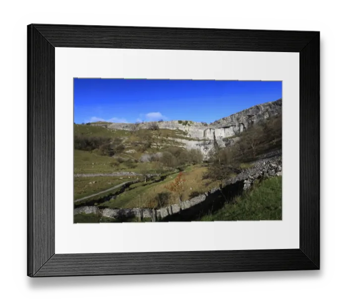 Framed Print : Autumn, Malham Cove, Yorkshire Dales National Park Framed Print : Autumn, Malham Cove, Yorkshire Dales National Park