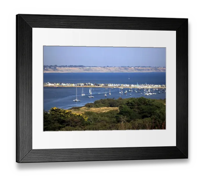 Framed Print : Hengistbury Head and Christchurch Harbour Framed Print : Hengistbury Head and Christchurch Harbour