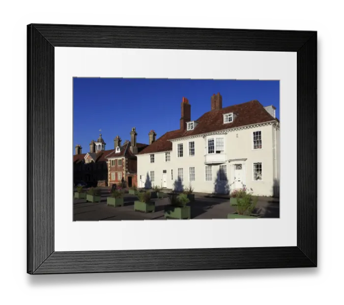 Framed Print : Cathedral Close, Salisbury City, Wiltshire Framed Print : Cathedral Close, Salisbury City, Wiltshire