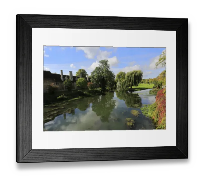Framed Print : Autumn, river Welland, Georgian market town of Stamford Framed Print : Autumn, river Welland, Georgian market town of Stamford