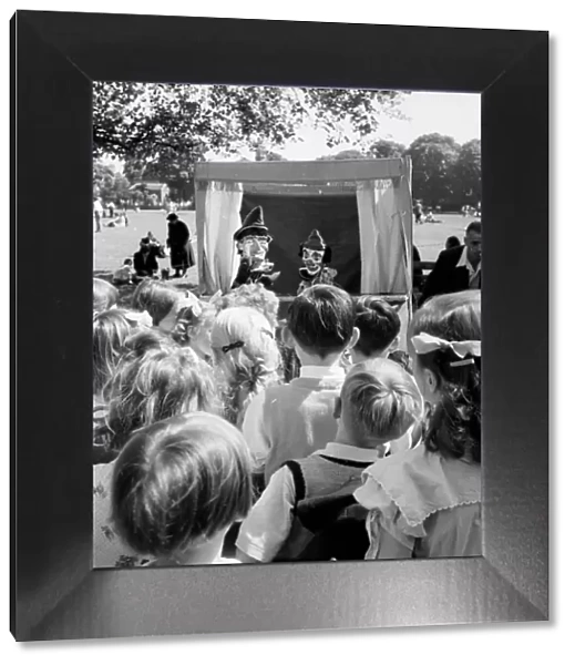 Punch And Judy Fete Show