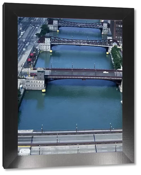Bridges Across the Chicago River