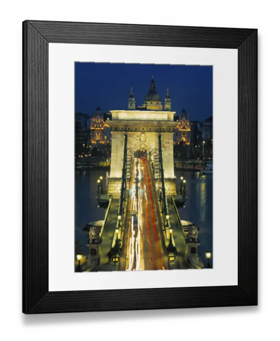 Framed Print : Chain Bridge on Danube River, Budapest, Hungary Framed Print : Chain Bridge on Danube River, Budapest, Hungary