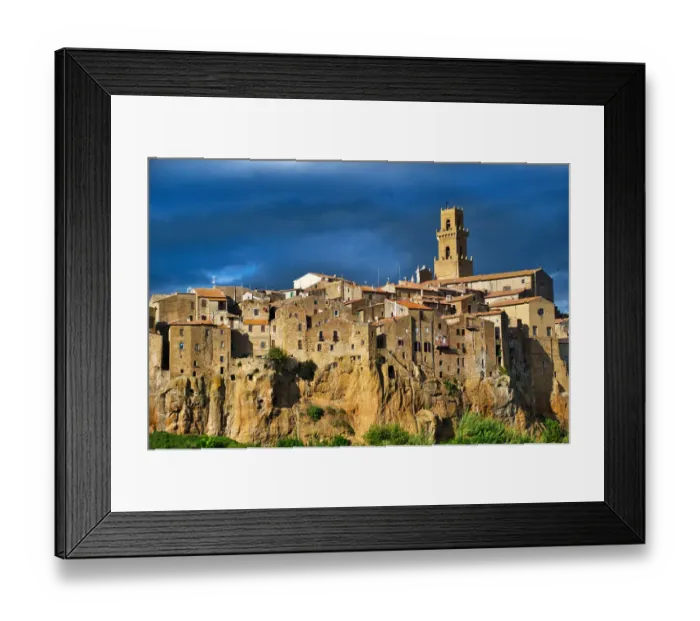 Framed Print : Skyline of Spectacular Medieval Pitigliano Framed Print : Skyline of Spectacular Medieval Pitigliano