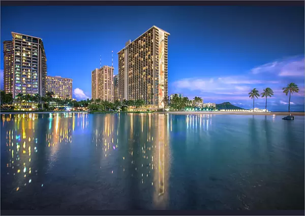 Waikiki Lagoon And Hotels