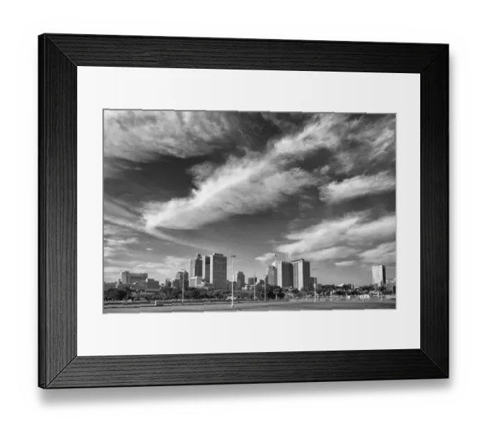Framed Print : A dramatic stratus cloudscape floats by above Durbans inner city CBD Framed Print : A dramatic stratus cloudscape floats by above Durbans inner city CBD