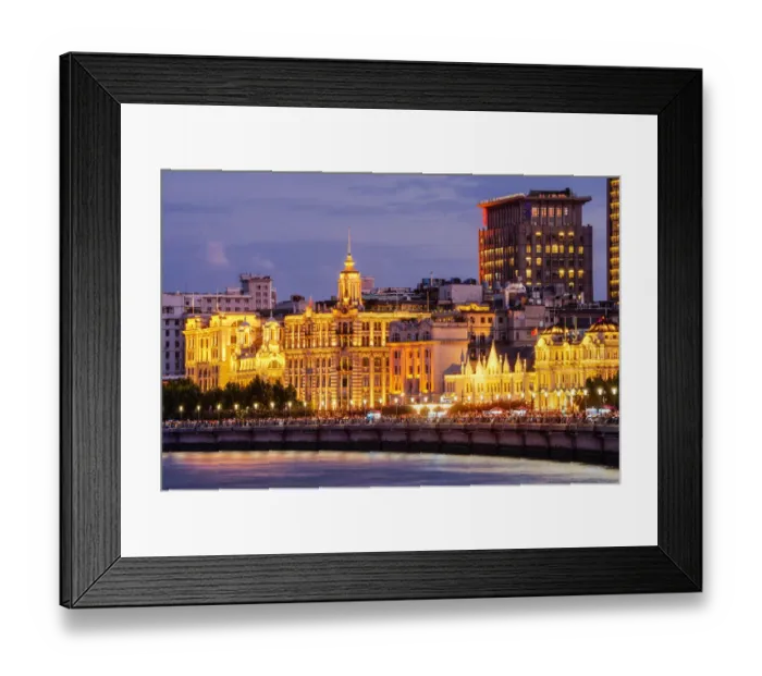 Framed Print : The Bund Shanghai skyline - Huangpu river Framed Print : The Bund Shanghai skyline - Huangpu river