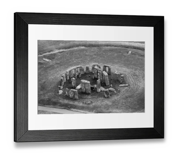 Framed Print : Stonehenge Framed Print : Stonehenge