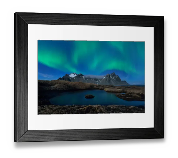 Framed Print : Northern lights over Vesturhorn mountain Framed Print : Northern lights over Vesturhorn mountain