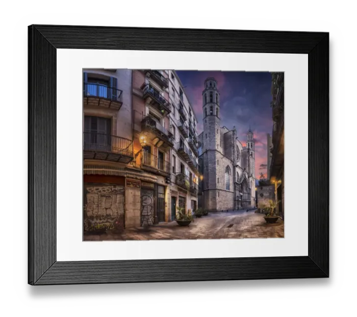 Framed Print : Santa Maria del Mar church in Barcelona