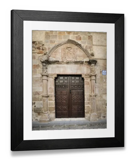 Framed Print : Facade with the entrance door of the Capellan house of the Bernardas nuns in Almagro Framed Print : Facade with the entrance door of the Capellan house of the Bernardas nuns in Almagro