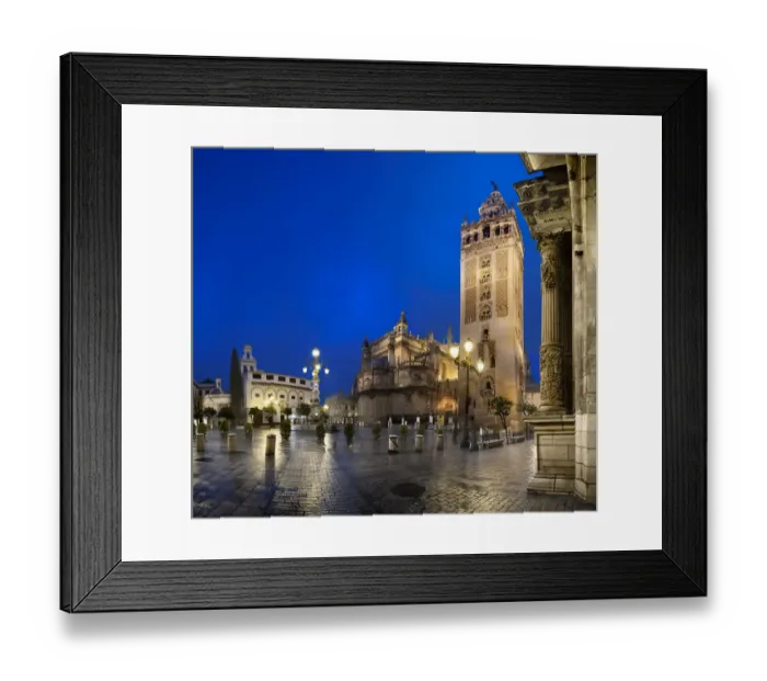 Framed Print : Cathedral and Giralda of Sevilla, Andalucia, Spain Framed Print : Cathedral and Giralda of Sevilla, Andalucia, Spain