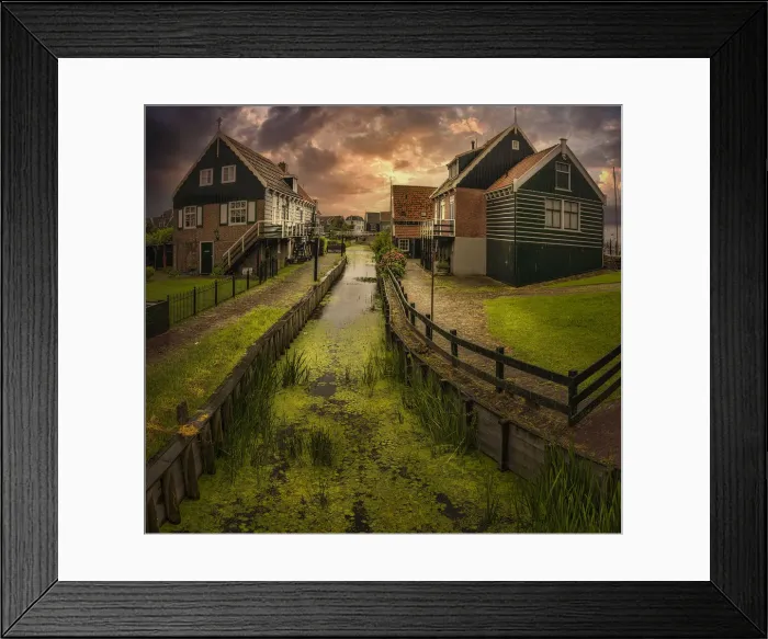 Framed Print : Old dutch houses and canals at Volendam, Netherlands Framed Print : Old dutch houses and canals at Volendam, Netherlands