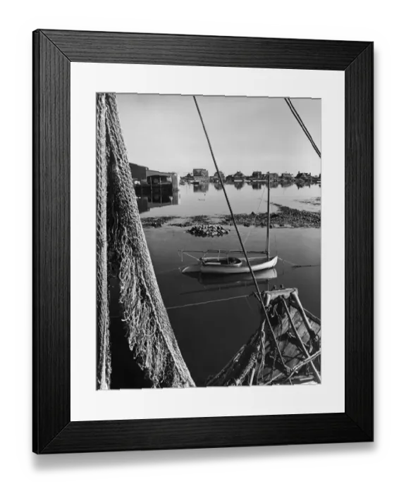 Framed Print : Nantucket Harbour Framed Print : Nantucket Harbour