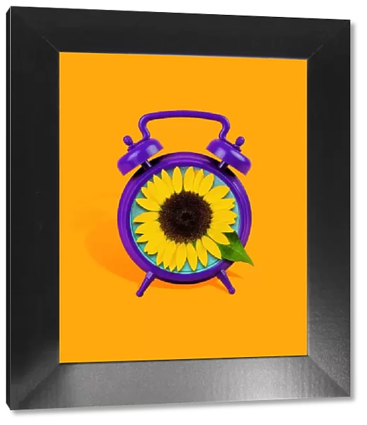 Clock with Sunflower Face