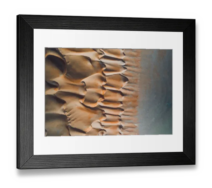 Framed Print : Aerial perspective of patterns in the sand dunes, United Arab Emirates Framed Print : Aerial perspective of patterns in the sand dunes, United Arab Emirates