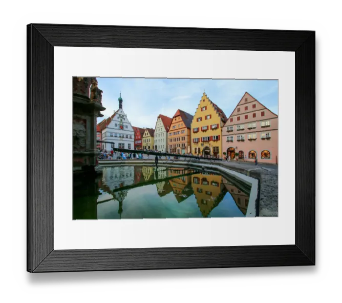 Framed Print : The market square of Rothenburg ob der Tauber, Germany Framed Print : The market square of Rothenburg ob der Tauber, Germany