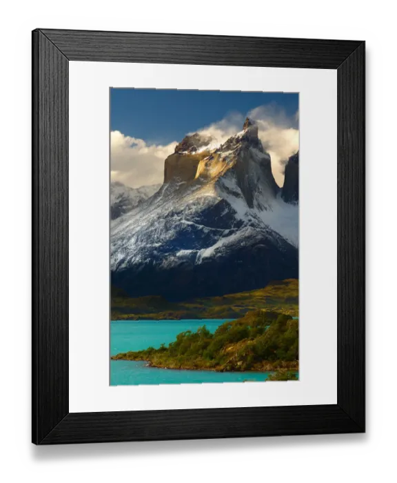 Framed Print : Torres del Paine Framed Print : Torres del Paine