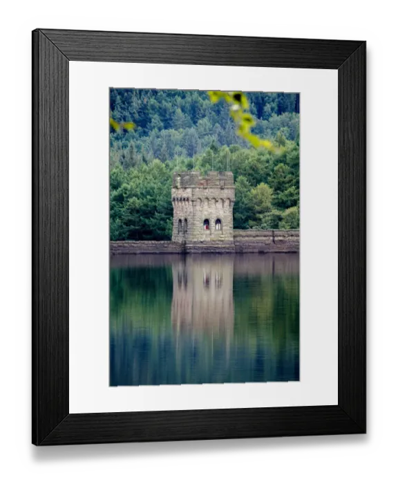 Framed Print : Derwent Dam, Peak District, U. K Framed Print : Derwent Dam, Peak District, U. K