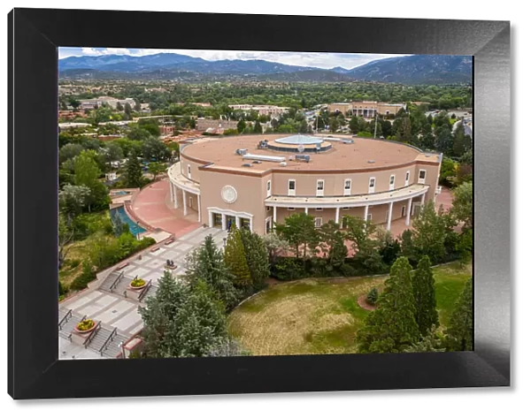 New Mexico State Capitol Building - The Roundhouse