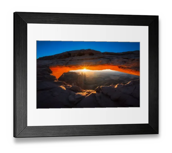 Framed Print : Mesa Arch. sunrise at Mesa Arch in Canyonlands National Park Framed Print : Mesa Arch. sunrise at Mesa Arch in Canyonlands National Park