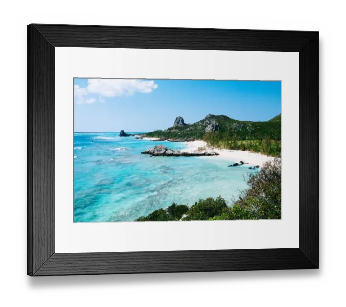 Framed Print : Beautiful tropical beach and clear blue water, Okinawa, Japan