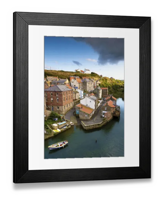 Framed Print : The seaside village and estuary of Staithes in Yorkshire Framed Print : The seaside village and estuary of Staithes in Yorkshire