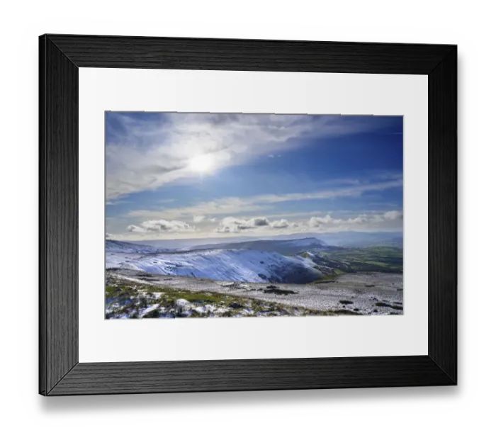 Framed Print : The Dragons back, or Y Grib, and the Brecon Beacons from the Black Mountains, Wales Framed Print : The Dragons back, or Y Grib, and the Brecon Beacons from the Black Mountains, Wales